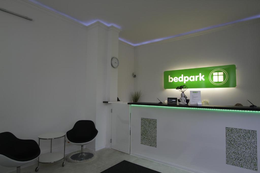 Bedpark Altona Pension Хамбург Екстериор снимка