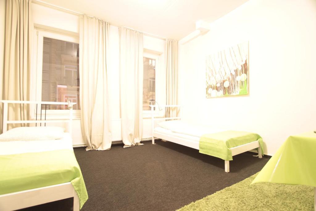 Bedpark Altona Pension Хамбург Стая снимка