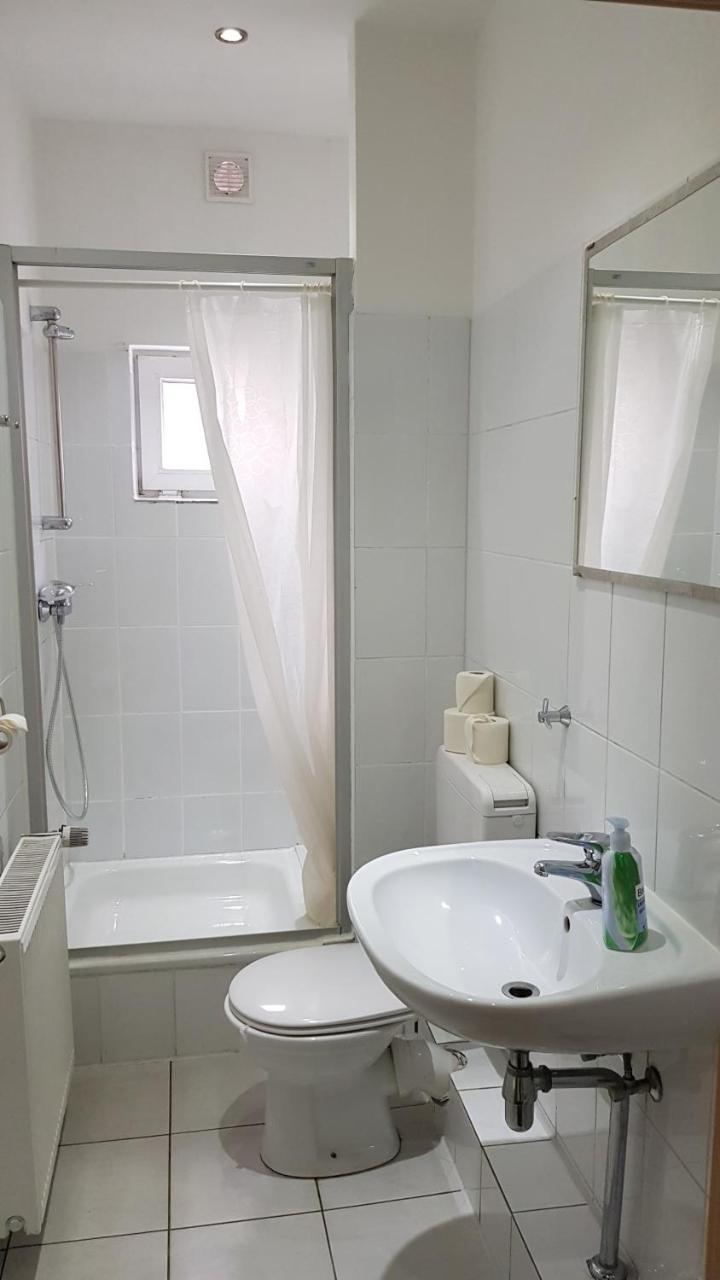 Bedpark Altona Pension Хамбург Екстериор снимка